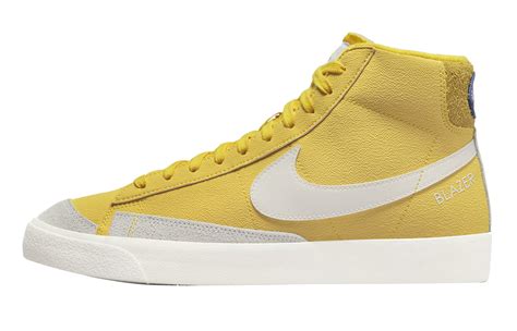 yellow nike blazer mid 77